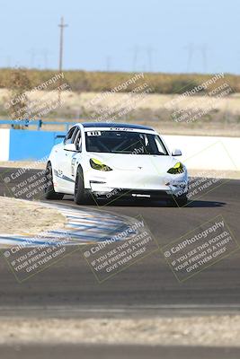 media/Nov-08-2025-Speed Ventures (Sat) [[1c7a6332f5]]/TC A/Session 3 (Turn 3)/